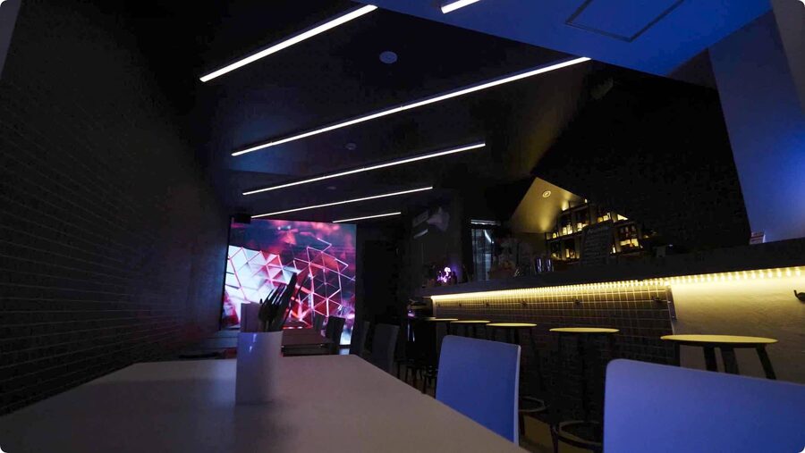 crêpe+bar nuit(クレープ&バー ニュイ)の入口